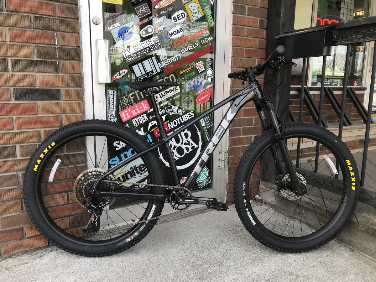 trek roscoe 8 matte slate